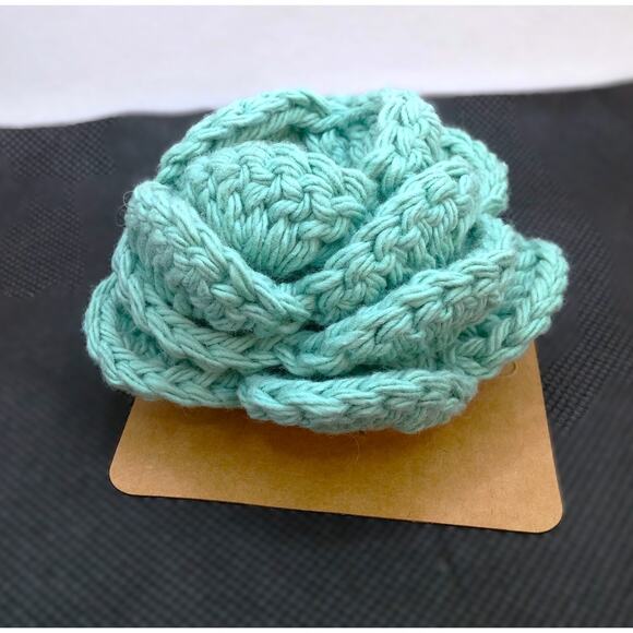 Crochet Rose Flower Brooch Pin Handmade Jewelry Mint Green Vintage Center Piece - Picture 3 of 6